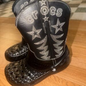 CROCS Black Western-Style Clog Boots with Star Stitching